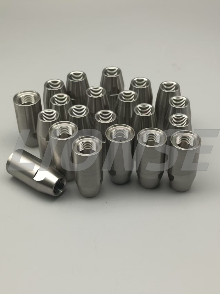 Quid est praecisione machining?