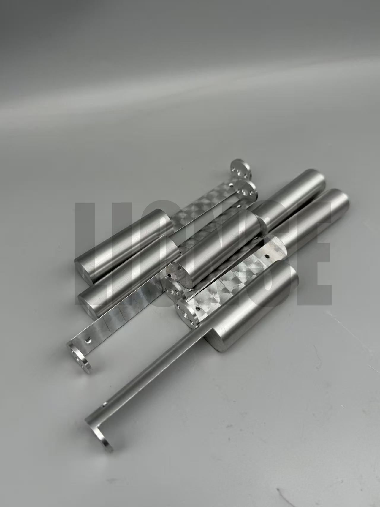 Potest aluminium connexiones figere problema dilatationis scelerisque coëfficientium mismatched?
