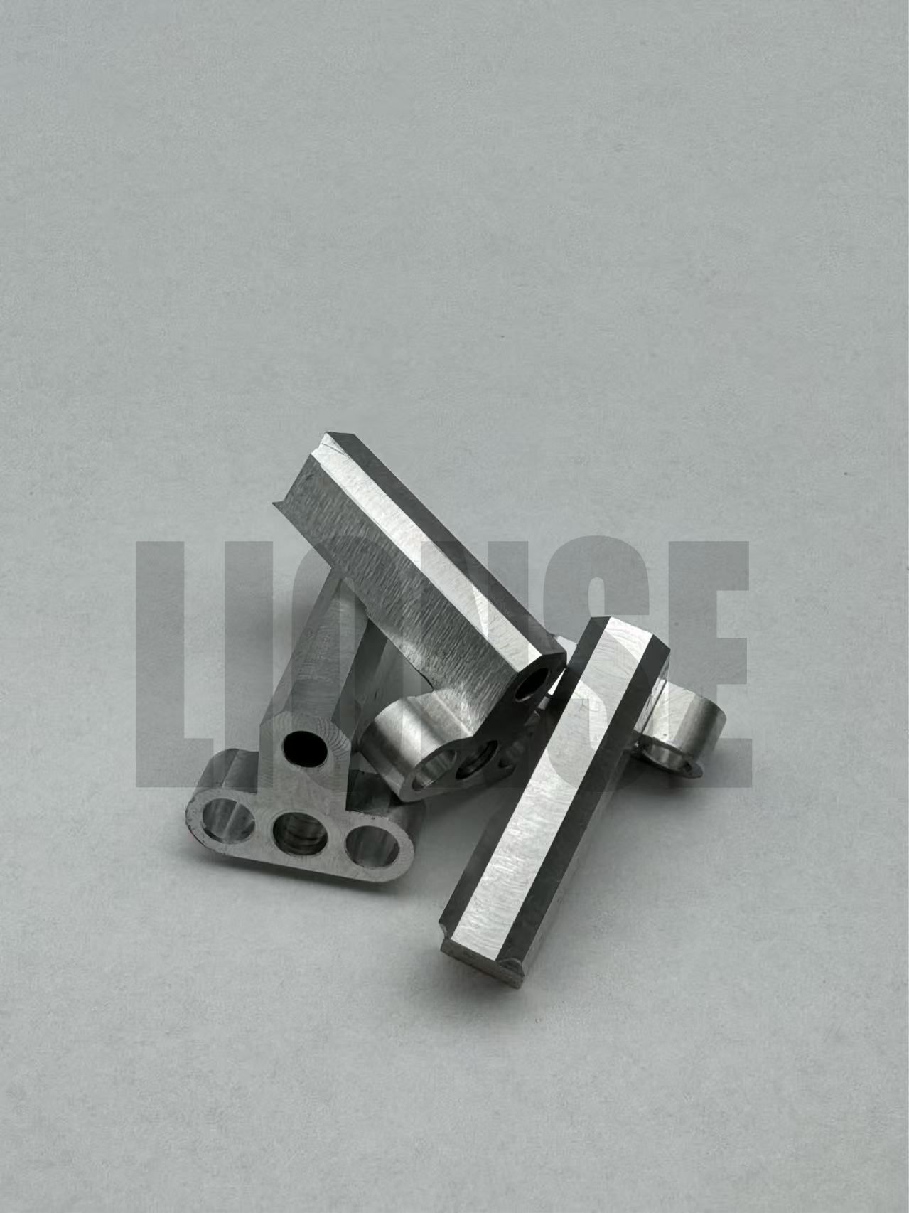 Minutulae Machined Perforated Metal Connectens Bracket
