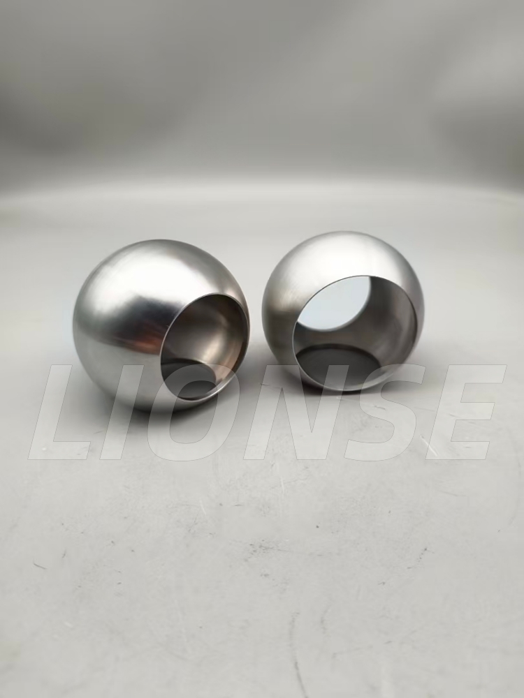 Diver 304 cavae pilae